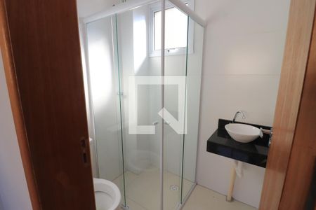 Banheiro de apartamento para alugar com 1 quarto, 32m² em Chácara Santo Antônio (zona Leste), São Paulo