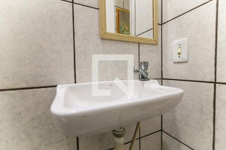 Casa à venda com 137m², 3 quartos e 2 vagas Casa à venda com 137m², 3 quartos e 2 vagasLavabo