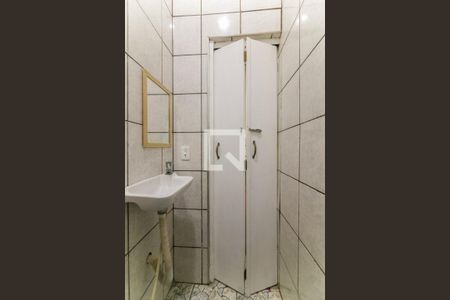 Casa à venda com 137m², 3 quartos e 2 vagas Casa à venda com 137m², 3 quartos e 2 vagasLavabo