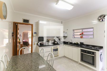 Casa à venda com 137m², 3 quartos e 2 vagas Casa à venda com 137m², 3 quartos e 2 vagasCozinha