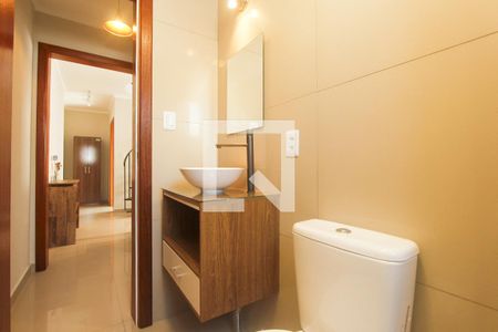 Banheiro social - 1 andar de apartamento à venda com 2 quartos, 110m² em Auxiliadora, Porto Alegre