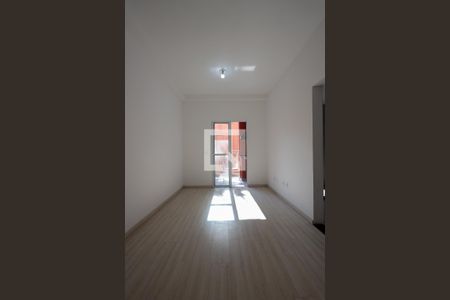 Sala de apartamento para alugar com 3 quartos, 90m² em Chácara Pavoeiro, Cotia