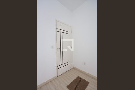 Sala - detalhes de apartamento para alugar com 3 quartos, 90m² em Chácara Pavoeiro, Cotia