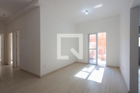Sala de apartamento para alugar com 3 quartos, 90m² em Chácara Pavoeiro, Cotia