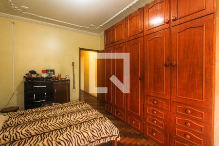 Quarto 1 de apartamento à venda com 2 quartos, 75m² em Rio Branco, Porto Alegre