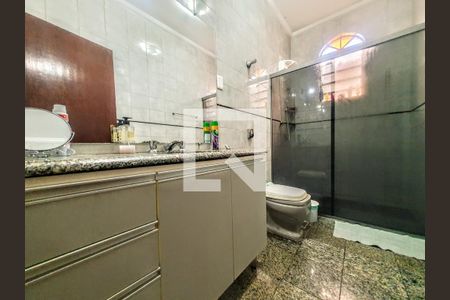 Banheiro de casa à venda com 5 quartos, 258m² em Planalto, Belo Horizonte