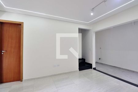 Sala de casa de condomínio à venda com 3 quartos, 166m² em Vila Curuca, Santo André