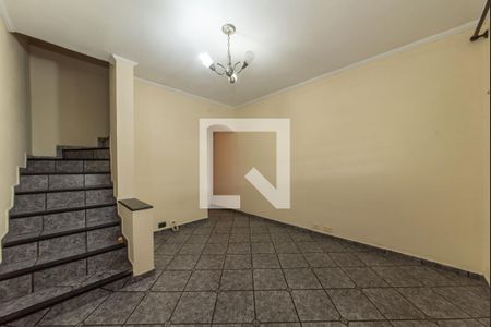 Sala de casa para alugar com 2 quartos, 80m² em Vila do Castelo, São Paulo