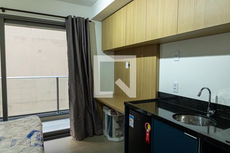 Quarto de kitnet/studio para alugar com 1 quarto, 26m² em Consolação, São Paulo