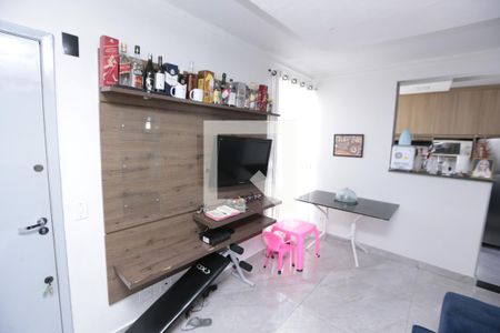 Sala de apartamento à venda com 2 quartos, 50m² em Califórnia, Belo Horizonte