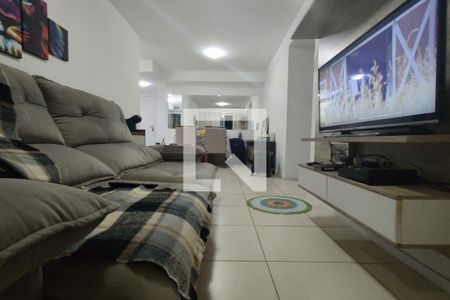 Sala  de apartamento à venda com 2 quartos, 60m² em Jacarepaguá, Rio de Janeiro