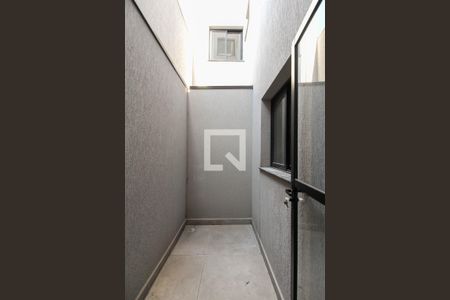 Banheiro de apartamento para alugar com 1 quarto, 30m² em Vila Invernada, São Paulo