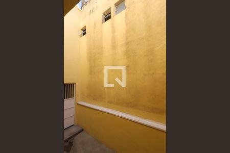 Vista de casa de condomínio para alugar com 1 quarto, 70m² em Lapa de Baixo, São Paulo