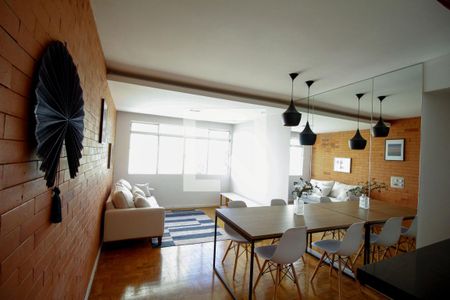 Sala de apartamento à venda com 2 quartos, 80m² em Vila Nova Conceição, São Paulo