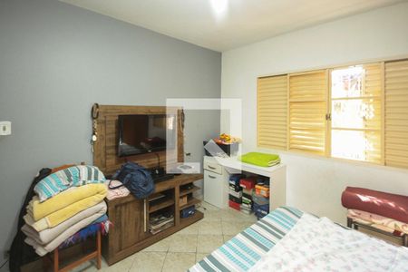 Quarto de casa à venda com 3 quartos, 250m² em Jardim Vila Formosa, São Paulo