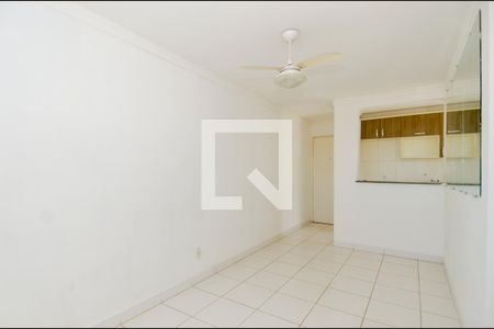 Sala de apartamento para alugar com 2 quartos, 45m² em Bonsucesso, Guarulhos