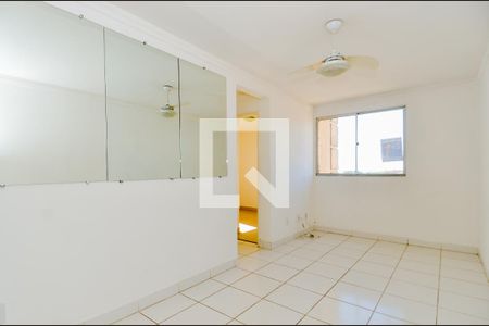 Sala de apartamento para alugar com 2 quartos, 45m² em Bonsucesso, Guarulhos