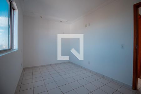 Quarto 1 de apartamento para alugar com 2 quartos, 58m² em Setor dos Afonsos, Goiânia