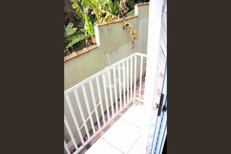 Varanda Quarto 1 de casa de condomínio à venda com 2 quartos, 66m² em Vila Carmosina, São Paulo