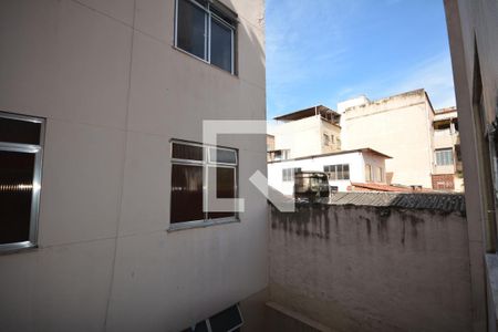 Vista da Sala de apartamento para alugar com 2 quartos, 80m² em Vila Valqueire, Rio de Janeiro