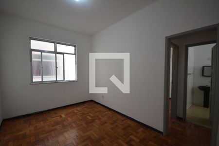 Sala de apartamento para alugar com 2 quartos, 80m² em Vila Valqueire, Rio de Janeiro