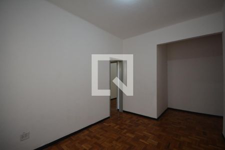 Sala de apartamento para alugar com 2 quartos, 80m² em Vila Valqueire, Rio de Janeiro