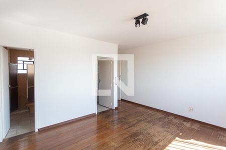 Sala de apartamento para alugar com 2 quartos, 60m² em Carmo, Belo Horizonte