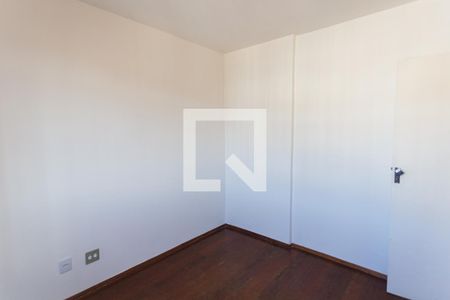 Quarto 1 de apartamento para alugar com 2 quartos, 60m² em Carmo, Belo Horizonte