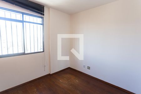 Quarto 1 de apartamento para alugar com 2 quartos, 60m² em Carmo, Belo Horizonte