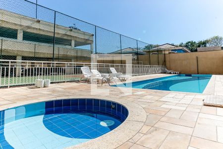 Apartamento para alugar com 49m², 2 quartos e 1 vaga Apartamento para alugar com 49m², 2 quartos e 1 vagaÁrea Comum - Piscina