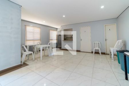 Apartamento para alugar com 49m², 2 quartos e 1 vaga Apartamento para alugar com 49m², 2 quartos e 1 vagaÁrea Comum - Salão de Festas