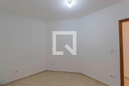 Quarto 1 de casa para alugar com 2 quartos, 100m² em Vila Ré, São Paulo