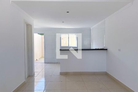 Sala de casa para alugar com 2 quartos, 90m² em Loteamento Joao Batista Juliao, Guarujá