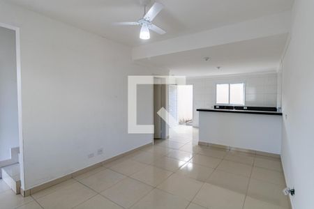Sala de casa para alugar com 2 quartos, 90m² em Loteamento Joao Batista Juliao, Guarujá