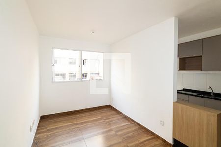 Sala de apartamento para alugar com 2 quartos, 43m² em Campo Grande, Rio de Janeiro