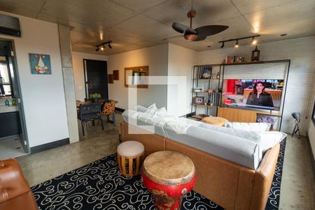 Sala de kitnet/studio para alugar com 1 quarto, 69m² em Vila Suzana, São Paulo