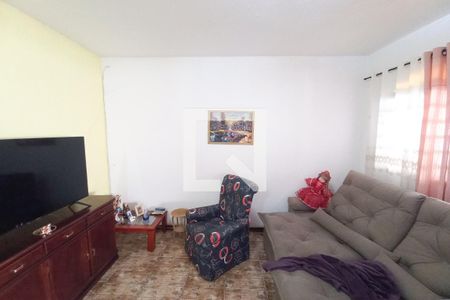 Sala de casa à venda com 2 quartos, 360m² em Rio Branco, Belo Horizonte