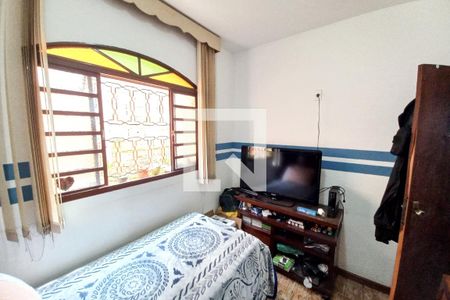 Quarto 1  de casa à venda com 2 quartos, 360m² em Rio Branco, Belo Horizonte