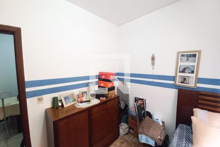 Quarto 1  de casa à venda com 2 quartos, 360m² em Rio Branco, Belo Horizonte