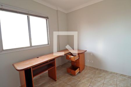 Quarto 2 de apartamento para alugar com 3 quartos, 89m² em Presidente Roosevelt, Uberlândia