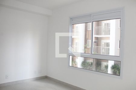 Sala/Cozinha de apartamento para alugar com 1 quarto, 32m² em Jardim Caravelas, São Paulo