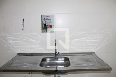 Sala/Cozinha de apartamento para alugar com 1 quarto, 32m² em Jardim Caravelas, São Paulo