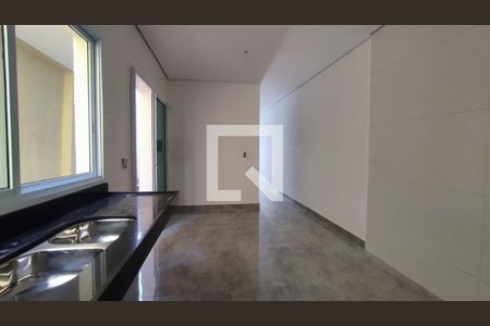 Cozinha de casa à venda com 3 quartos, 120m² em Morro do Confisco, Contagem