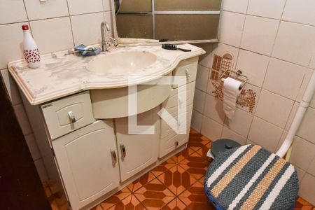Casa à venda com 100m², 4 quartos e 2 vagas Casa à venda com 100m², 4 quartos e 2 vagasBanheiro