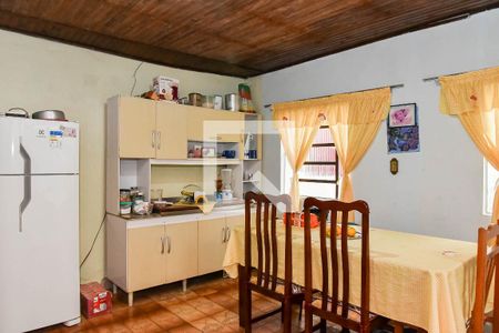 Casa à venda com 100m², 4 quartos e 2 vagas Casa à venda com 100m², 4 quartos e 2 vagasCozinha