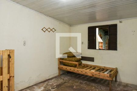 Casa à venda com 100m², 4 quartos e 2 vagas Casa à venda com 100m², 4 quartos e 2 vagasQuarto 4/Casa Fundos