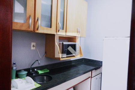 Cozinha de apartamento para alugar com 1 quarto, 35m² em Centro, São Vicente