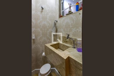 Banheiro de casa à venda com 3 quartos, 100m² em Vila Santa Clara, São Paulo