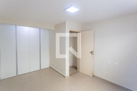 Quarto 1 de casa para alugar com 2 quartos, 80m² em Palmares, Belo Horizonte