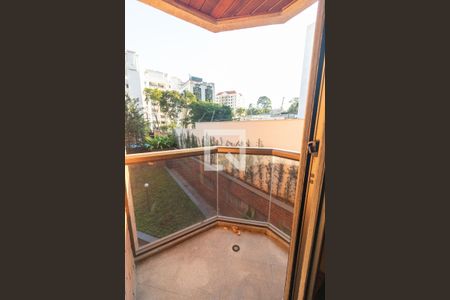 Varanda de apartamento para alugar com 3 quartos, 129m² em Real Parque, São Paulo